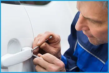Lock Locksmith Services Pompton Plains, NJ 973-869-7092 - 20-car-locksmith